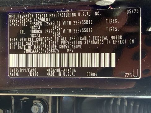 Used 2023 Toyota Corolla Cross XLE FWD image 25