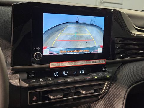 New 2026 Toyota Camry Hybrid image 17