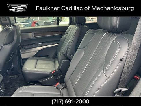 Certified 2026 Cadillac Vistiq Sport w/ LPO, Floor Liner Package AWD/4WD image 18