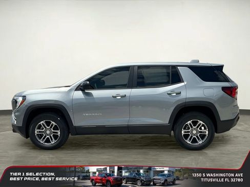 New 2026 GMC Terrain Elevation w/ Technology Package II FWD image 2