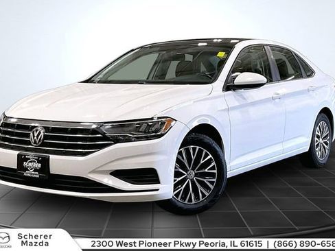 Used 2019 Volkswagen Jetta SE FWD image 1