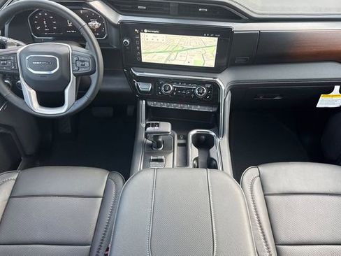 New 2026 GMC Sierra 1500 Denali w/ Denali Reserve Package image 15