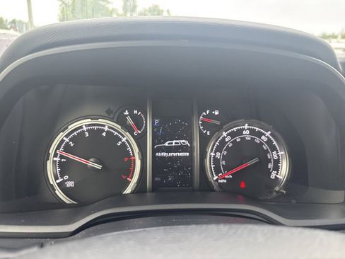 Used 2024 Toyota 4Runner TRD Off-Road image 22