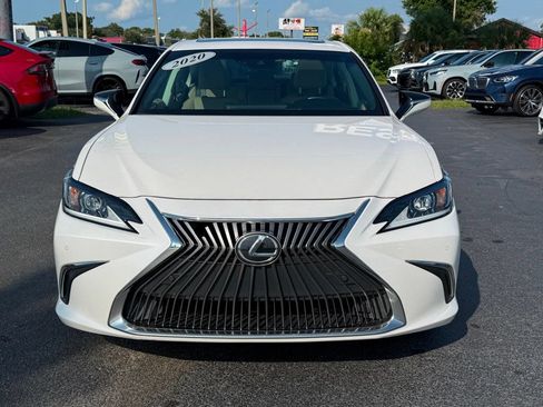 Used 2020 Lexus ES 350 w/ Premium Package FWD image 2