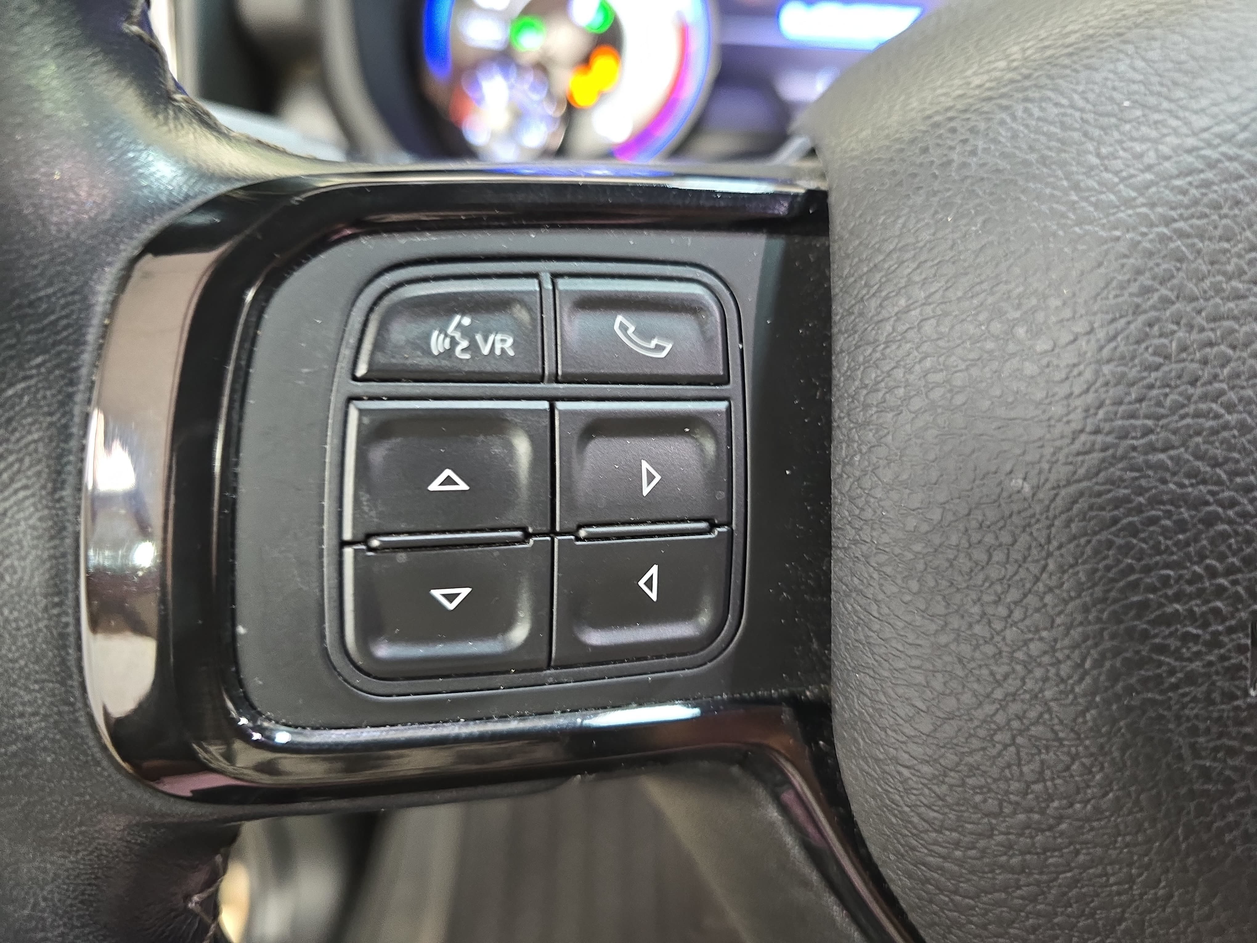 Used 2022 RAM 2500 Limited AWD/4WD image 14