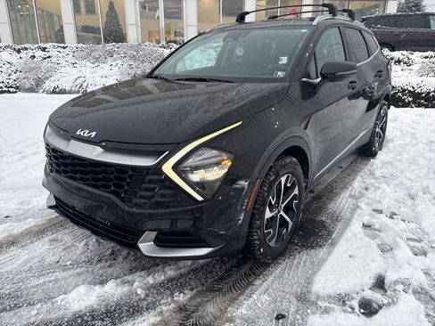 Used 2023 Kia Sportage EX image 9