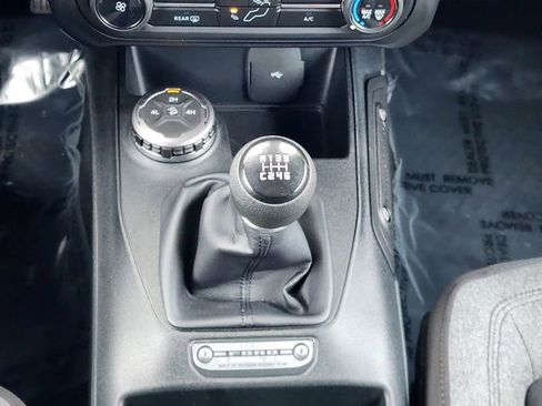 Used 2022 Ford Bronco 2-Door AWD/4WD image 26