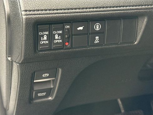 Used 2024 Honda Odyssey EX-L image 14