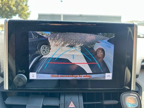 Used 2023 Toyota RAV4 XLE w/ Convenience Package AWD/4WD image 12