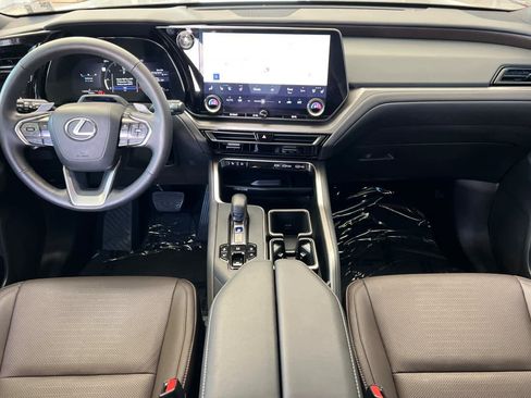 Used 2024 Lexus TX 350 AWD w/ Technology Package image 3