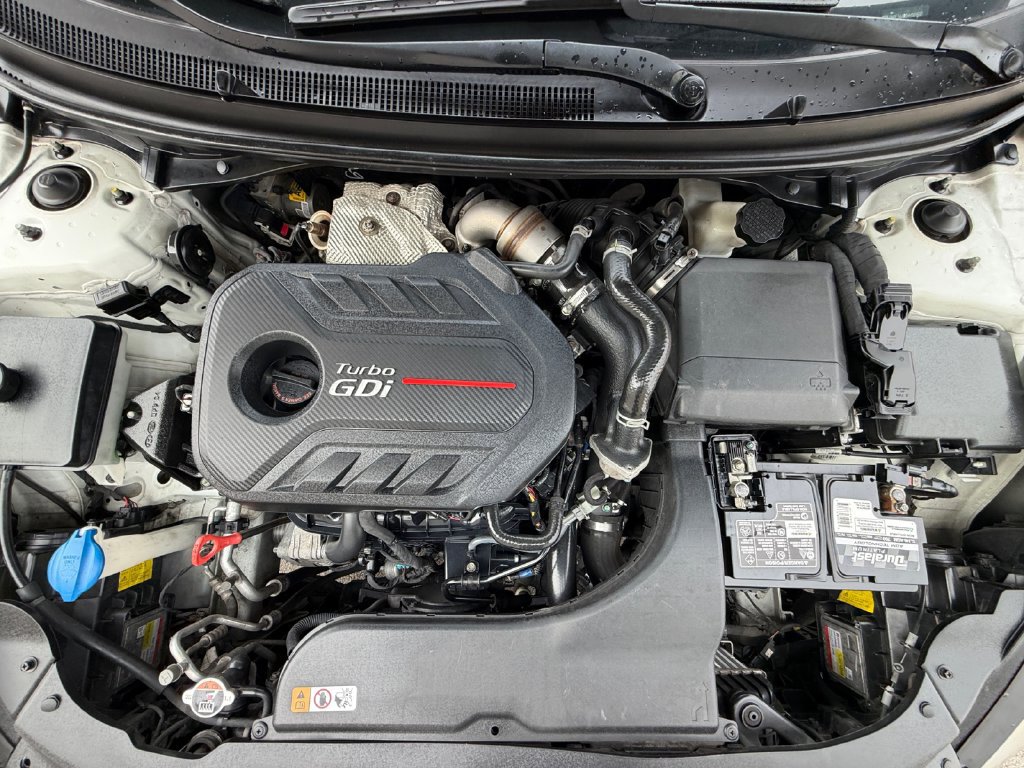 Used 2017 Hyundai Sonata Limited 2.0T FWD image 9