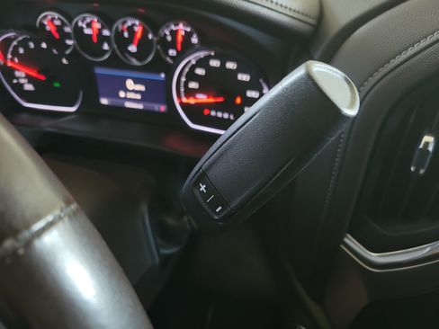 Used 2021 Chevrolet Silverado 1500 LTZ RWD image 30