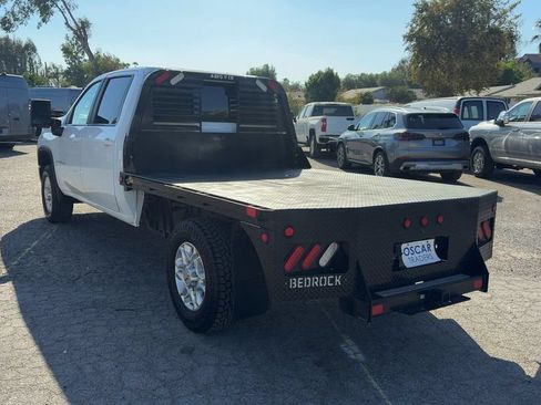 Used 2022 Chevrolet Silverado 2500 LT w/ Convenience Package AWD/4WD image 4