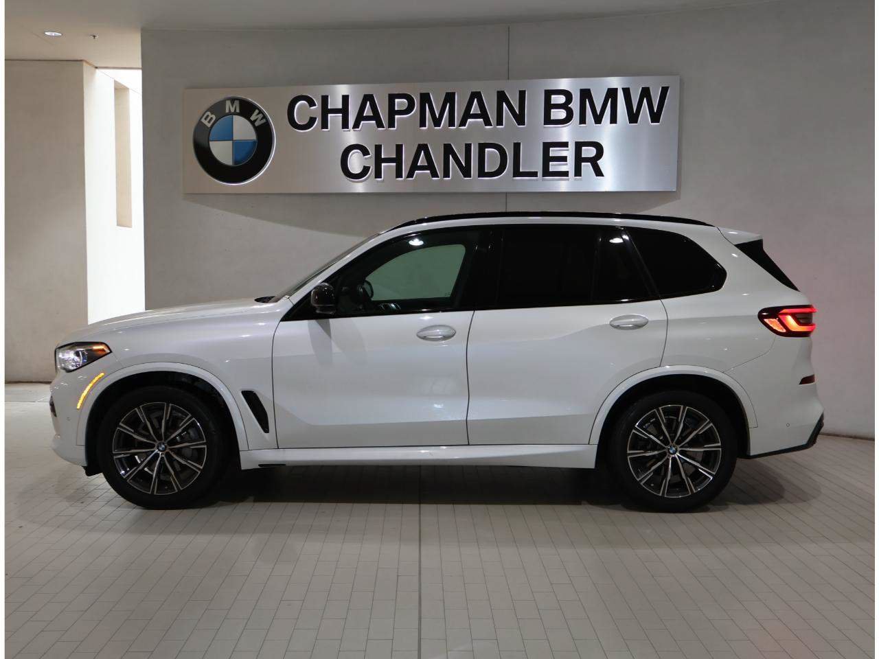 Used 2022 BMW X5 sDrive40i w/ M Sport Package RWD image 3
