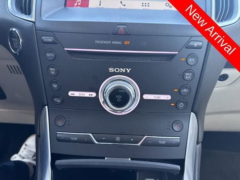 Used 2017 Ford Edge Titanium image 17