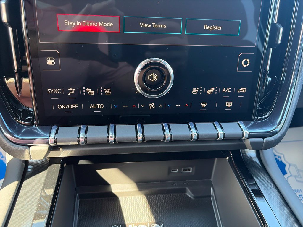 New 2026 GMC Yukon AT4 w/ AT4 Premium Package AWD/4WD image 23