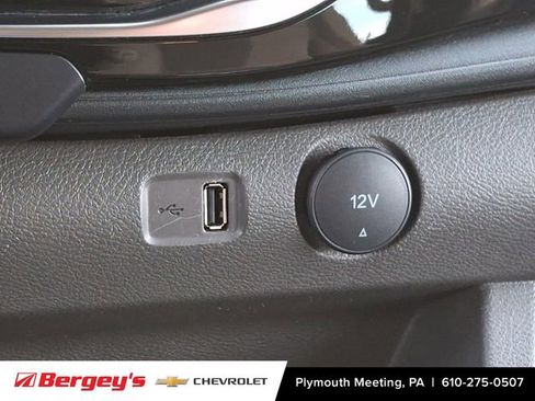 Used 2024 Ford Transit 350 XLT image 25