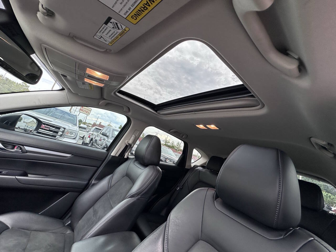 Used 2020 MAZDA CX-5 Touring FWD image 18