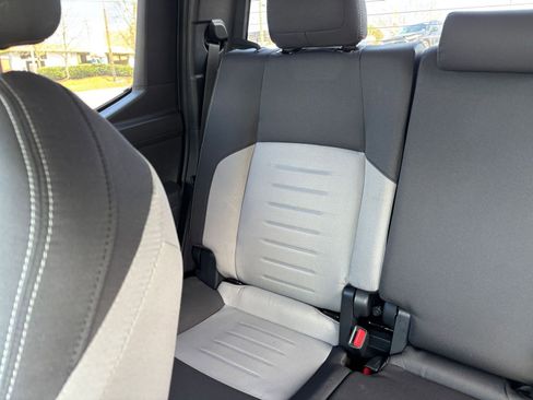 Used 2025 Toyota Tacoma TRD Off-Road image 37