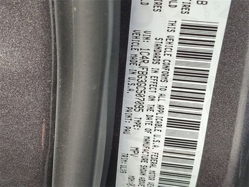 Used 2016 Jeep Grand Cherokee Limited image 32