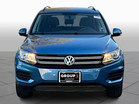 Used 2017 Volkswagen Tiguan Limited image 3