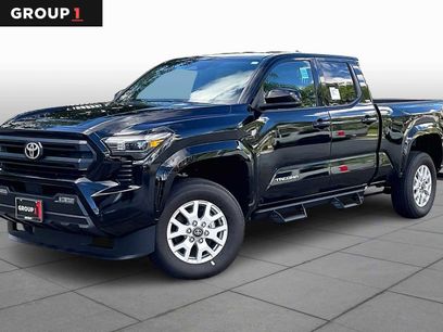 New 2025 Toyota Tacoma SR5