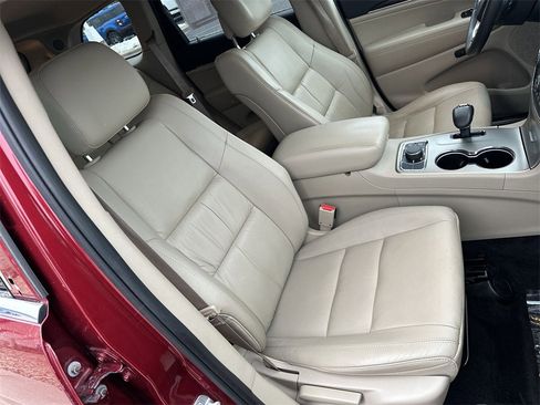 Used 2014 Jeep Grand Cherokee Limited w/ Trailer Tow Group IV image 24