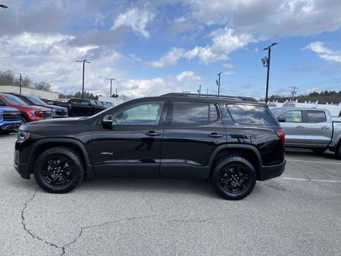 Used 2023 GMC Acadia AT4 w/ Technology Package AWD/4WD image 2