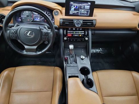 Used 2024 Lexus IS 300 w/ Comfort Package RWD image 13