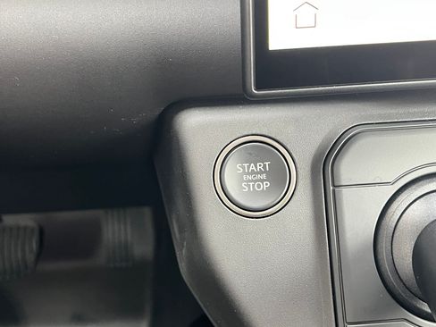 Used 2026 Land Rover Defender 110 S AWD/4WD image 26