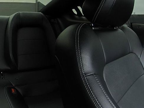 Used 2022 Ford Mustang GT Premium w/ GT Performance Package RWD image 24