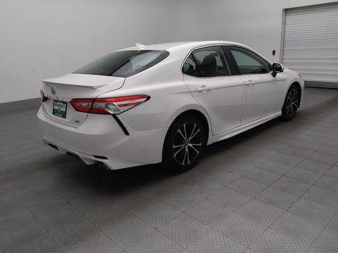 Used 2020 Toyota Camry SE image 10