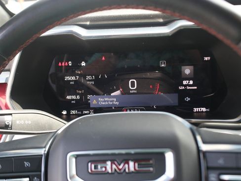 Used 2024 GMC Canyon AT4X AWD/4WD image 21