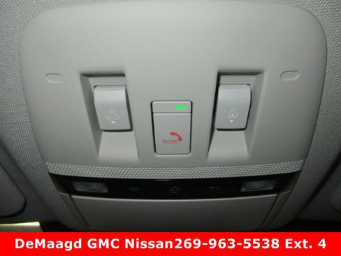 New 2025 Nissan Murano SL image 30