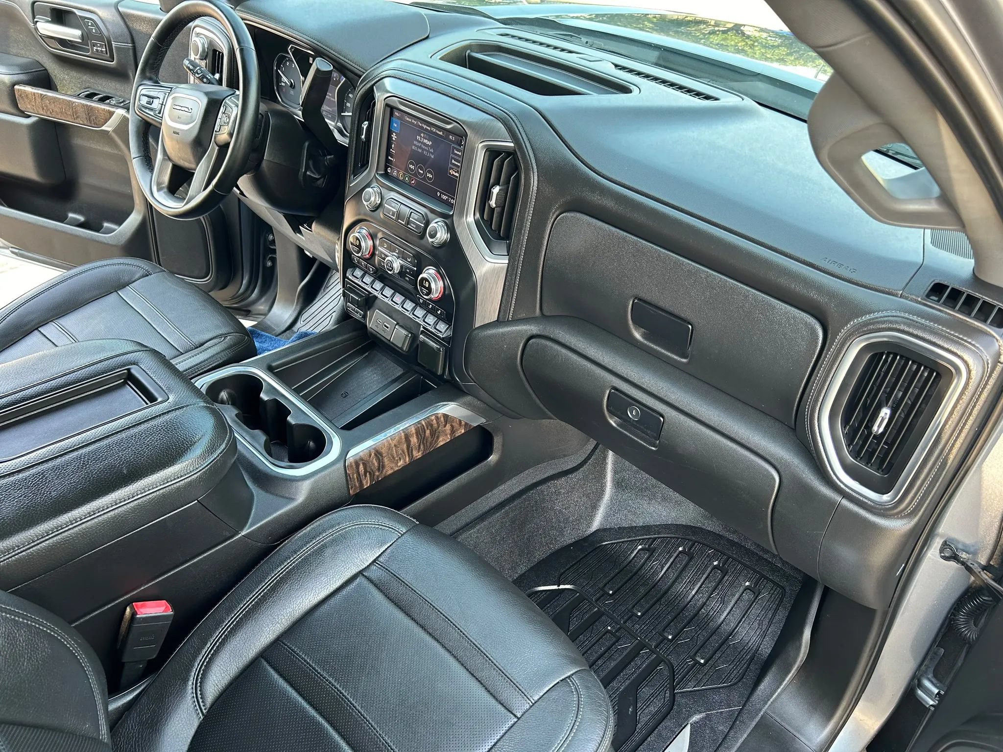 Used 2019 GMC Sierra 1500 Denali w/ Denali Ultimate Package AWD/4WD image 22