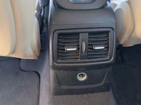 Used 2018 BMW X1 sDrive28i image 17