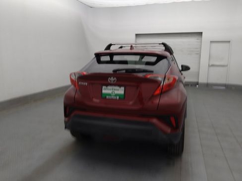 Used 2018 Toyota C-HR XLE image 7