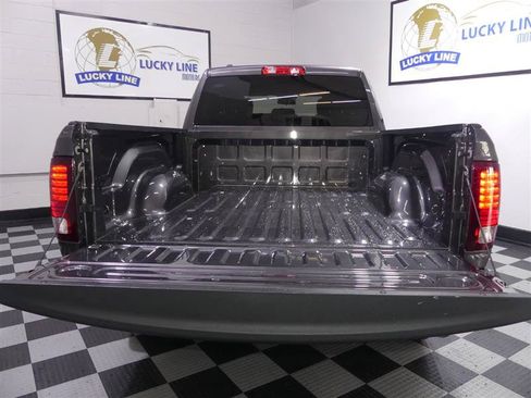 Used 2022 RAM 1500 Warlock AWD/4WD image 8