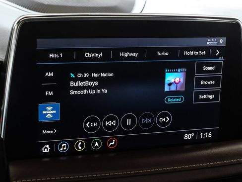 Used 2021 Chevrolet Suburban High Country RWD image 32