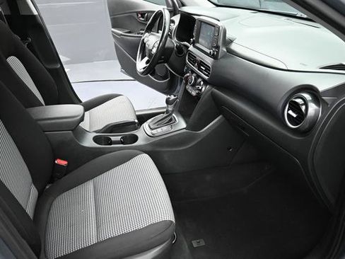 Used 2021 Hyundai Kona SEL FWD image 18