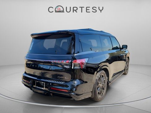New 2026 INFINITI QX80 SPORT w/ Sport Exterior Package image 5