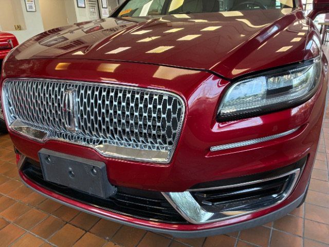 Used 2019 Lincoln Nautilus Reserve AWD/4WD image 9