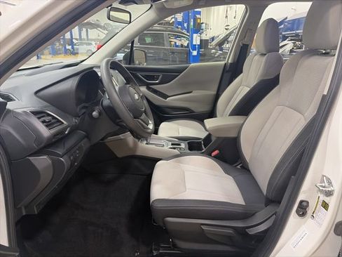 Used 2023 Subaru Forester AWD/4WD image 11