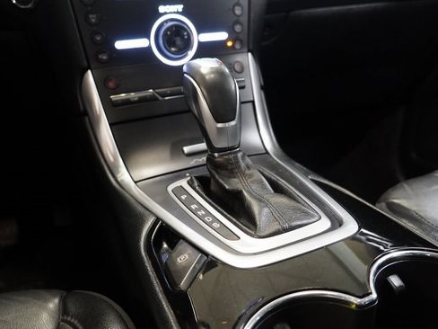 Used 2016 Ford Edge Titanium w/ Technology Package image 21