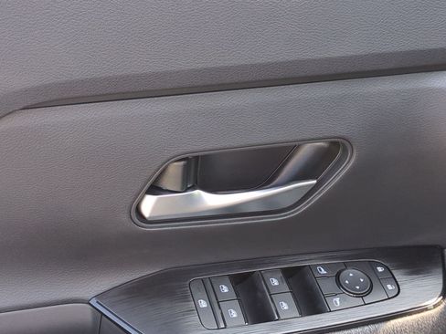 New 2026 Nissan Kicks SV FWD image 13