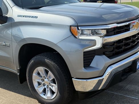 New 2026 Chevrolet Silverado 1500 LT image 8