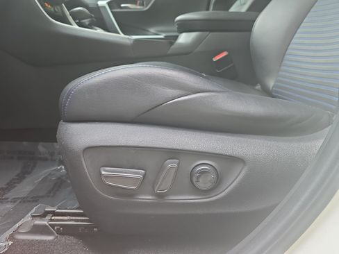 Used 2022 Toyota RAV4 XSE AWD/4WD image 28