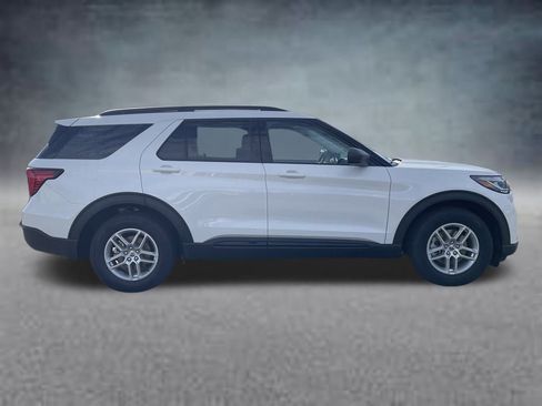 New 2026 Ford Explorer Active w/ Active Comfort Package image 4