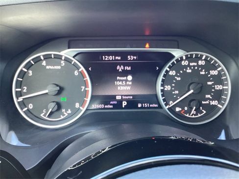 Used 2023 Nissan Rogue SV w/ SV Premium Package image 16