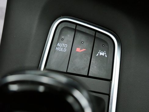 Used 2023 Cadillac Escalade ESV V image 35